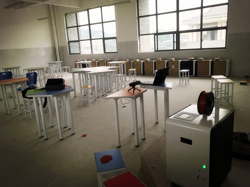洋明達教育級3D打印機走進貴州某高級中學(圖1) 洋明達教育級3D打印機走進貴州某高級中學(圖1)